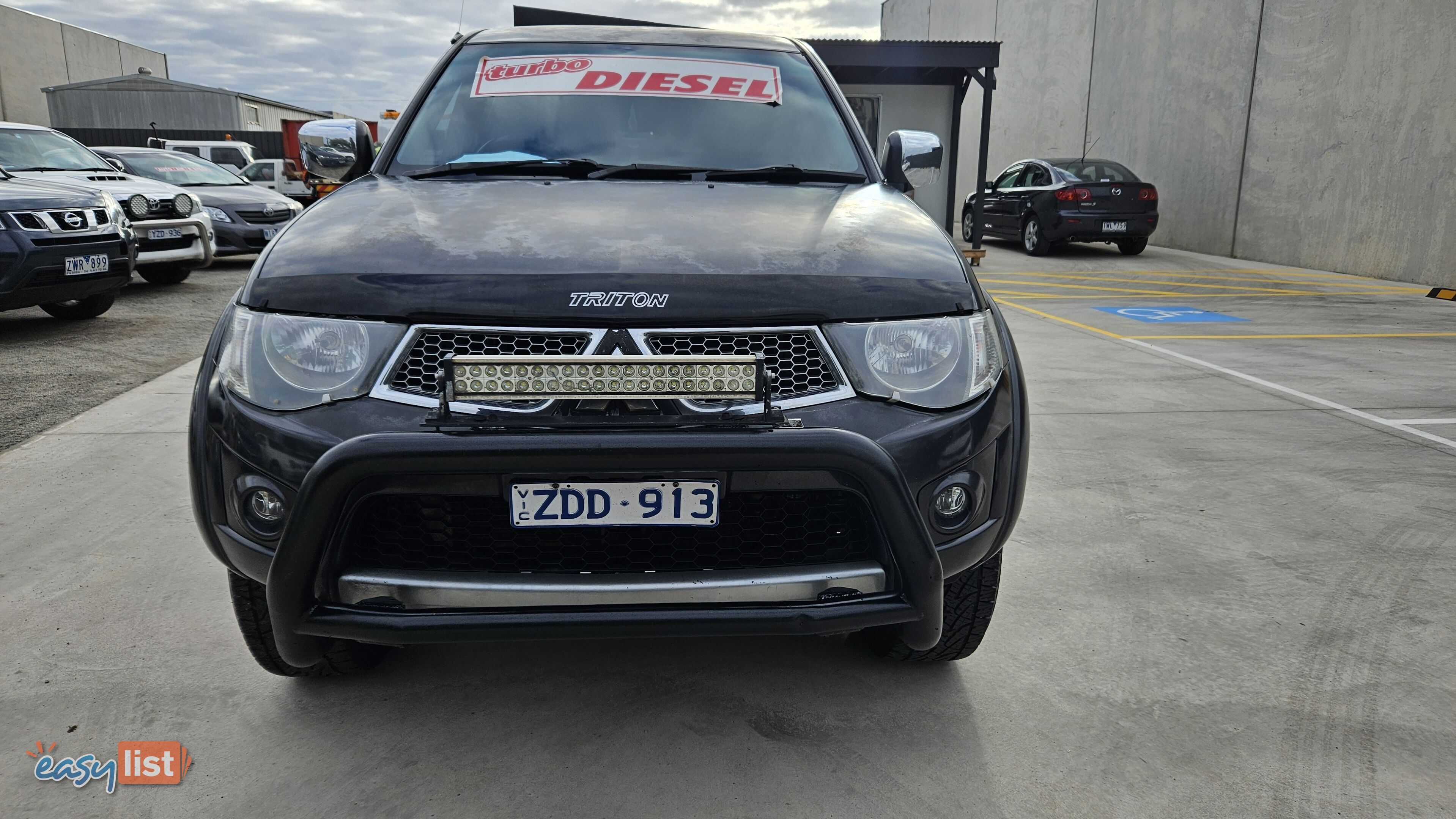 Mitsubishi Triton Utility