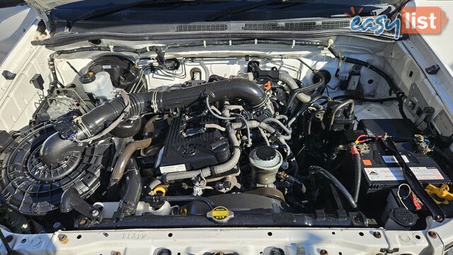 2010 Toyota Hilux DUAL CAB WORKMATE Ute Automatic