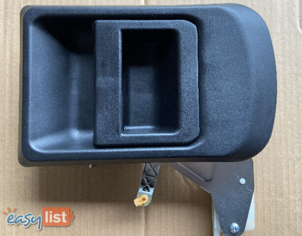 IVECO DAILY LH OUTER SLIDING DOOR HANDLE NEW GENUINE & AFTERMARKET NOW IN STOCK 500330807