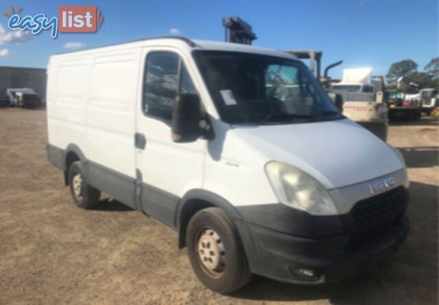 2013 IVECO DAILY VAN LOW ROOF EURO 5 35S15 MANUAL