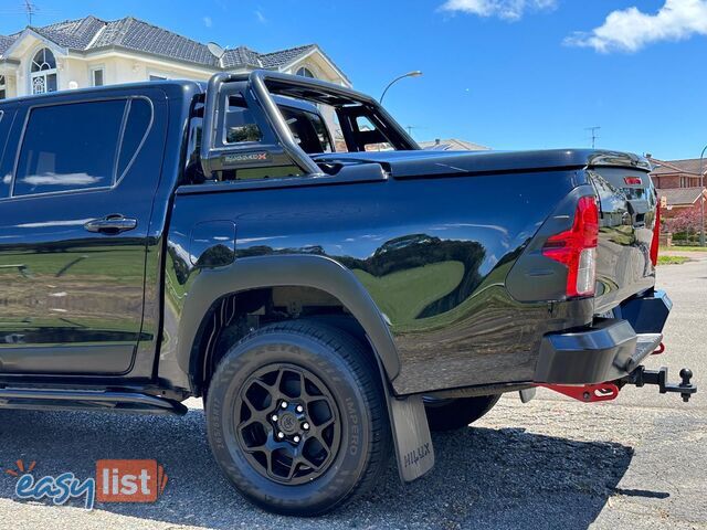 2018 TOYOTA HILUX RUGGED X (4x4) GUN126R DUAL CAB UTILITY
