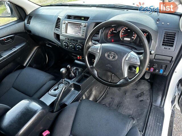 2014 TOYOTA HILUX SR (4x4) KUN26R MY14 DUAL CAB P/UP