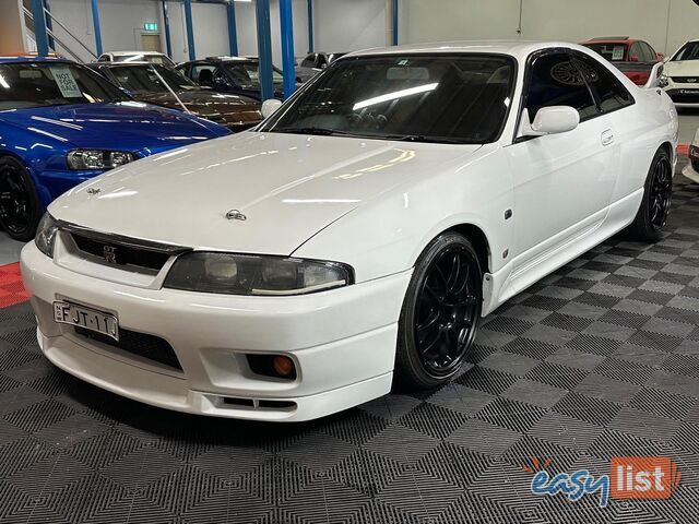 1995 NISSAN SKYLINE GT-R R33 COUPE