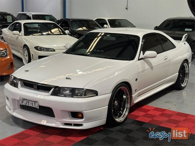 1995 NISSAN SKYLINE GT-R R33 COUPE
