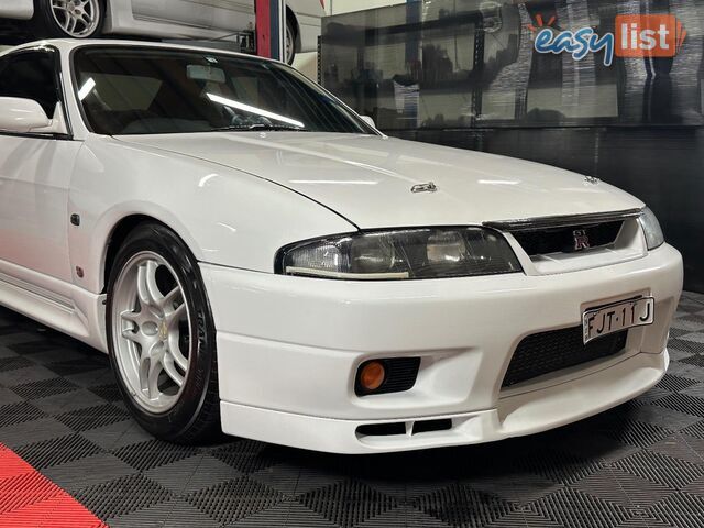 1995 NISSAN SKYLINE GT-R R33 COUPE