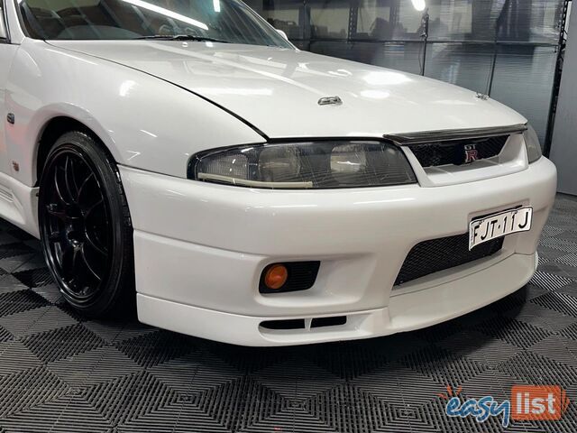 1995 NISSAN SKYLINE GT-R R33 COUPE