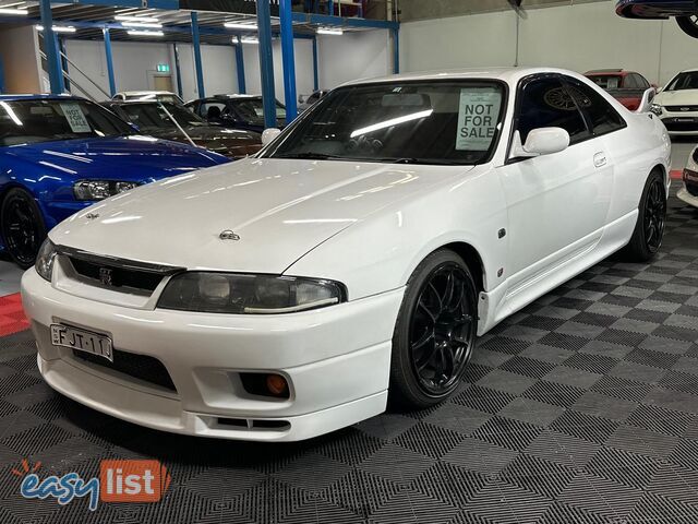 1995 NISSAN SKYLINE GT-R R33 COUPE