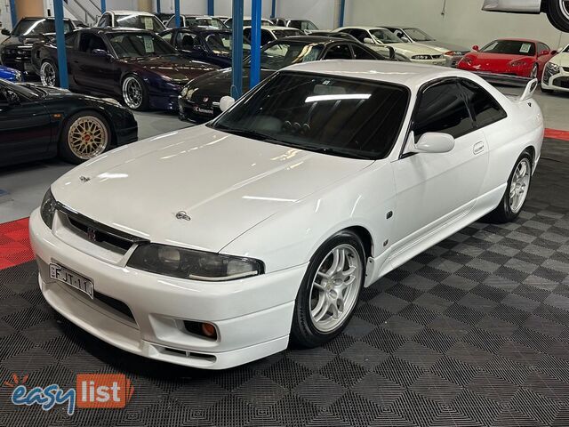 1995 NISSAN SKYLINE GT-R R33 COUPE