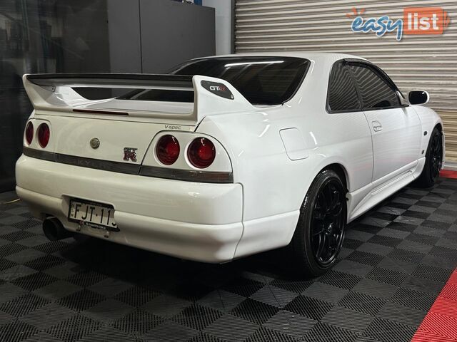 1995 NISSAN SKYLINE GT-R R33 COUPE