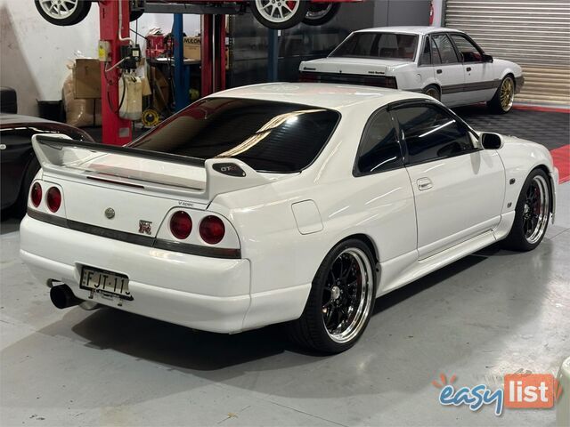 1995 NISSAN SKYLINE GT-R R33 COUPE