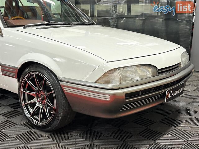 1986 HOLDEN COMMODORE SL VL 4D SEDAN