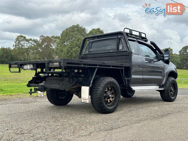 2010 TOYOTA HILUX SR (4x4) GGN25R 09 UPGRADE C/CHAS