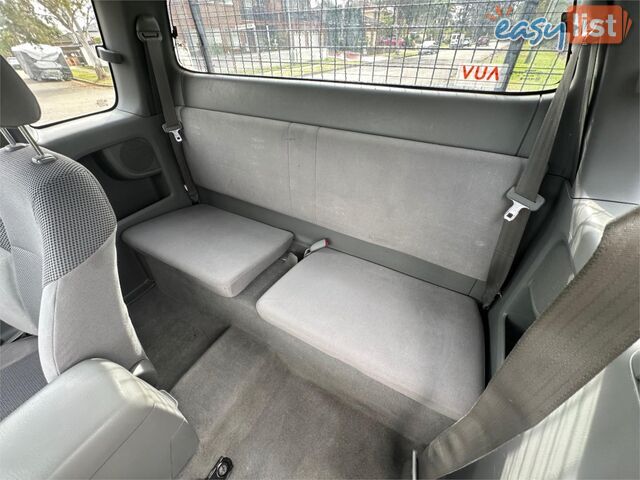 2010 TOYOTA HILUX SR (4x4) GGN25R 09 UPGRADE C/CHAS