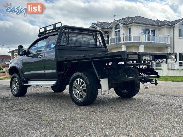 2010 TOYOTA HILUX SR (4x4) GGN25R 09 UPGRADE C/CHAS