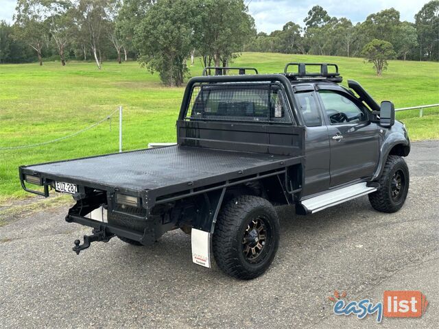 2010 TOYOTA HILUX SR (4x4) GGN25R 09 UPGRADE C/CHAS