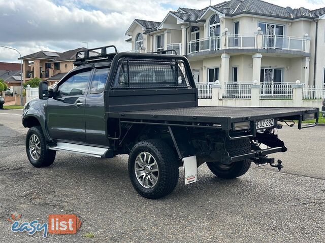 2010 TOYOTA HILUX SR (4x4) GGN25R 09 UPGRADE C/CHAS