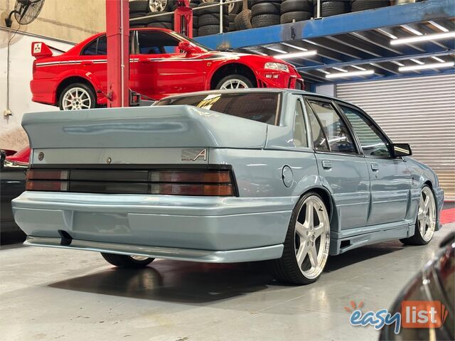 1987 HOLDEN COMMODORE EXECUTIVE VL 4D SEDAN
