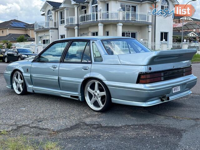 1987 HOLDEN COMMODORE EXECUTIVE VL 4D SEDAN