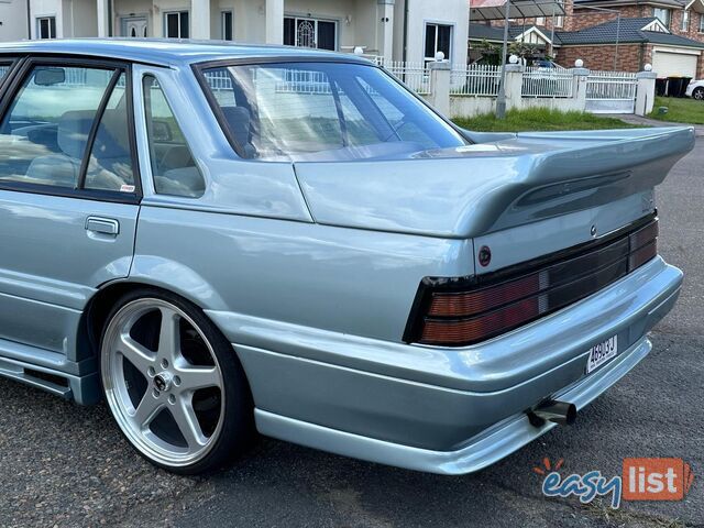 1987 HOLDEN COMMODORE EXECUTIVE VL 4D SEDAN