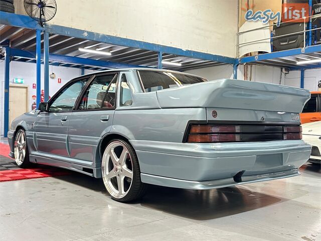 1987 HOLDEN COMMODORE EXECUTIVE VL 4D SEDAN