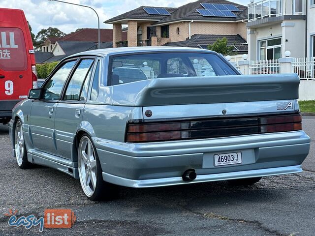1987 HOLDEN COMMODORE EXECUTIVE VL 4D SEDAN