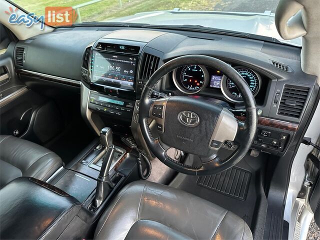 2011 TOYOTA LANDCRUISER VX (4x4) VDJ200R 09 UPGRADE 4D WAGON