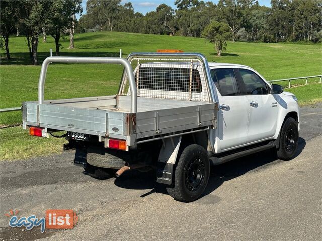 2015 TOYOTA HILUX SR (4x4) GUN126R DUAL C/CHAS