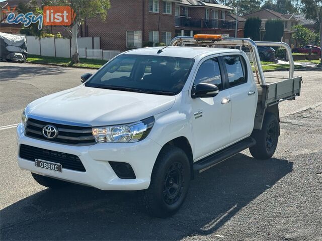 2015 TOYOTA HILUX SR (4x4) GUN126R DUAL C/CHAS
