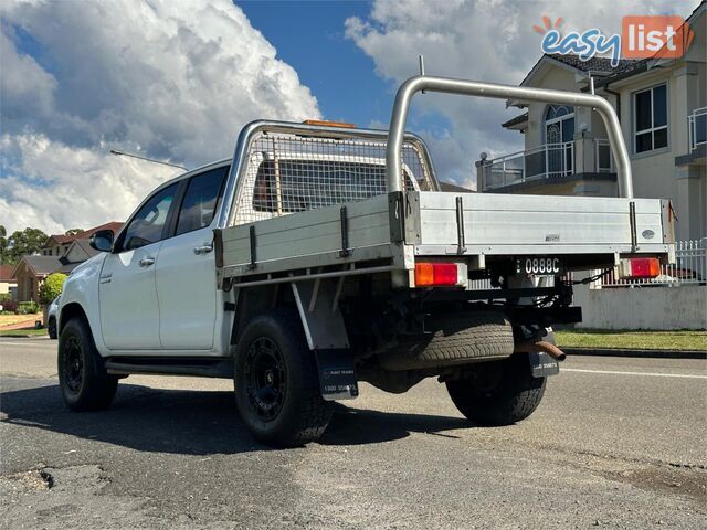 2015 TOYOTA HILUX SR (4x4) GUN126R DUAL C/CHAS