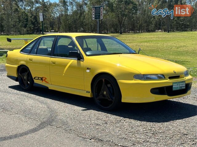 1995 HSV CLUBSPORT GTSR Replica VS Sedan
