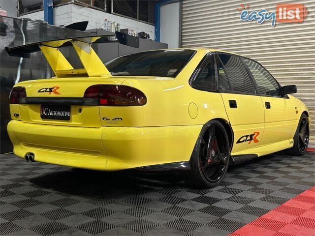 1995 HSV CLUBSPORT GTSR Replica VS Sedan