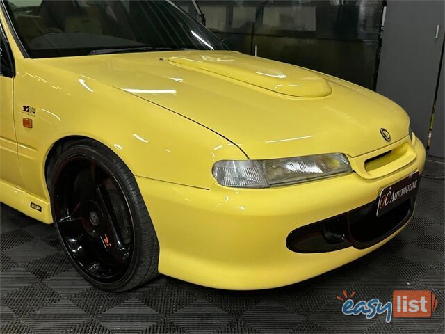 1995 HSV CLUBSPORT GTSR Replica VS Sedan