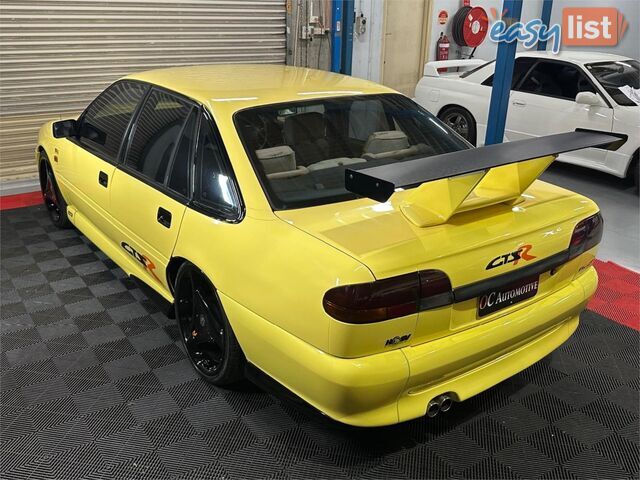 1995 HSV CLUBSPORT GTSR Replica VS Sedan