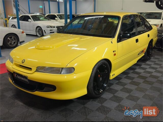 1995 HSV CLUBSPORT GTSR Replica VS Sedan