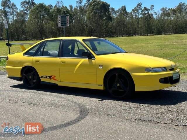 1995 HSV CLUBSPORT GTSR Replica VS Sedan