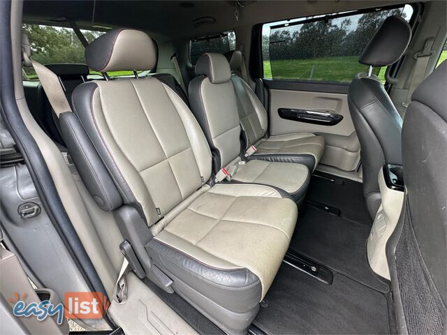 2016 KIA CARNIVAL PLATINUM YP MY16 UPDATE 4D WAGON
