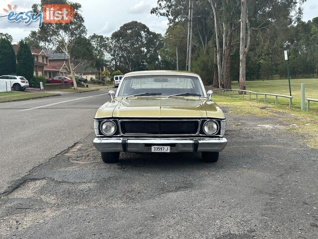 1970 FORD FAIRMONT  XW 4D SEDAN