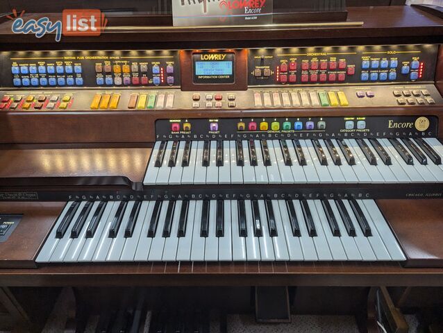 Lowrey Encore Home Organ - Model A200