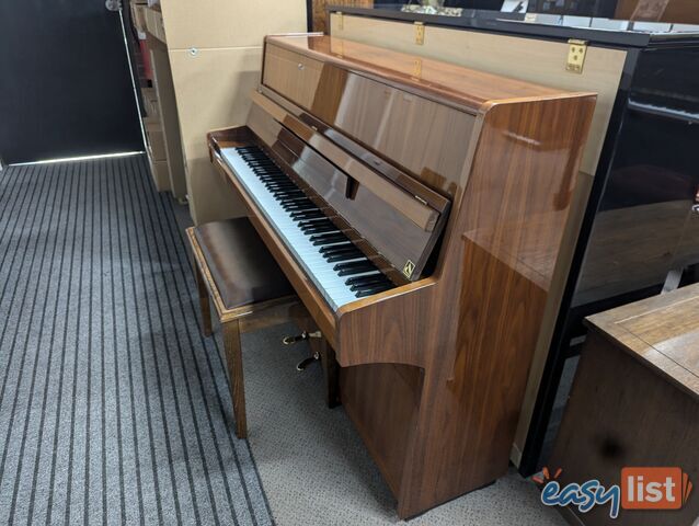 Zimmermann Upright Piano 108 cm Light Walnut Polished