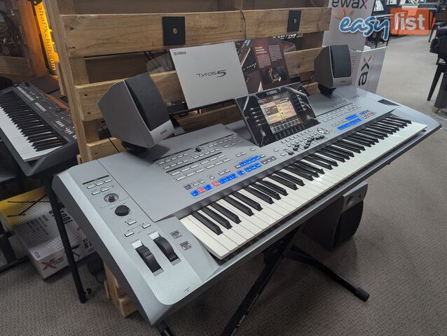 Yamaha Tyros 5 - Unleash Your Musical Genius! Pre-Loved