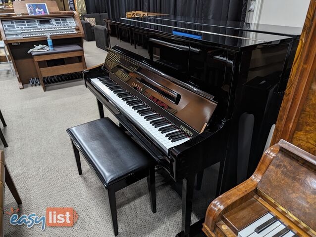 Yamaha 121cm Upright Piano U1J in Polished Ebony with Chrome metal work
