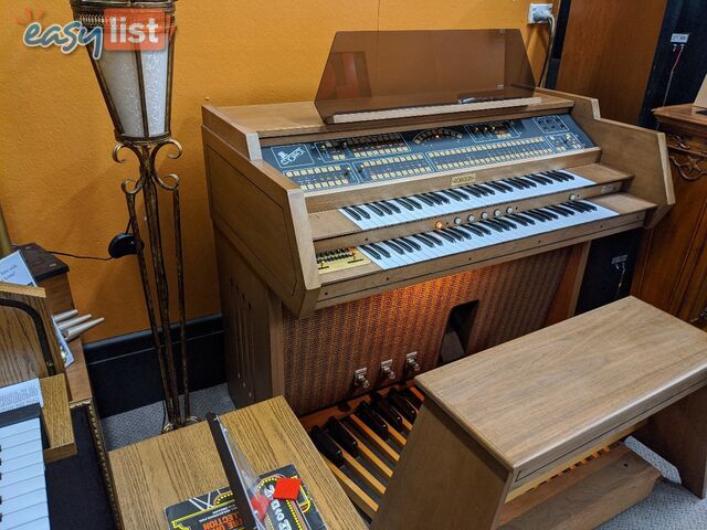 Rodgers The Topper Organ 