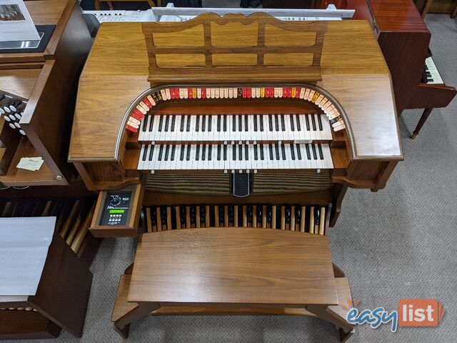 Allen  Q 211 ~  NOW SOLD  - 2 Manual Digital Organ  ~  Renaissance Quantum Theatre Organ