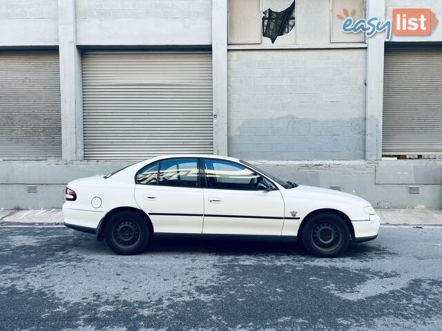 2000 Holden Commodore VT Sedan 4 Speed Automatic