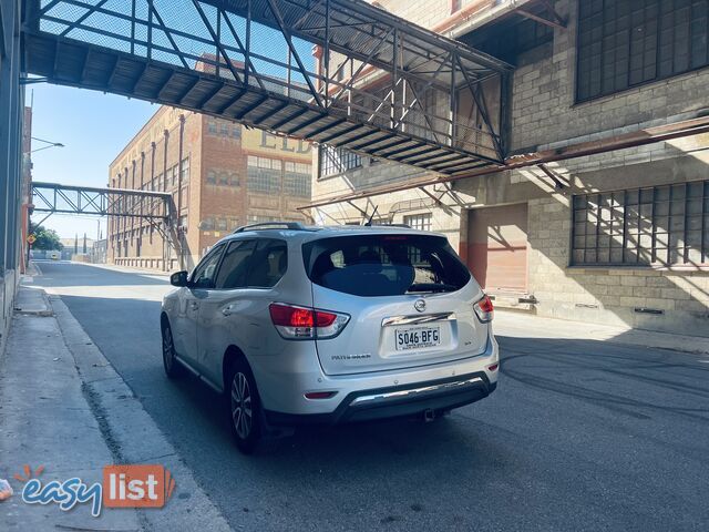 2014 Nissan Pathfinder Wagon Automatic