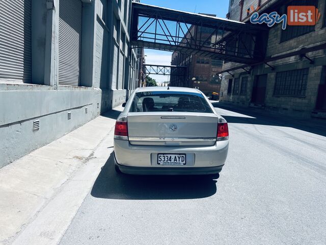 2005 Holden Vectra CD Sedan 5 Speed Automatic