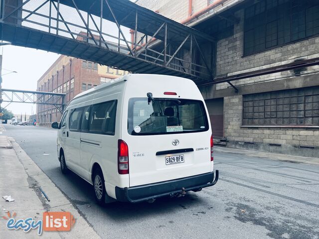 2010 TOYOTA HIACE COMMUTER 4 SP AUTOMATIC BUS