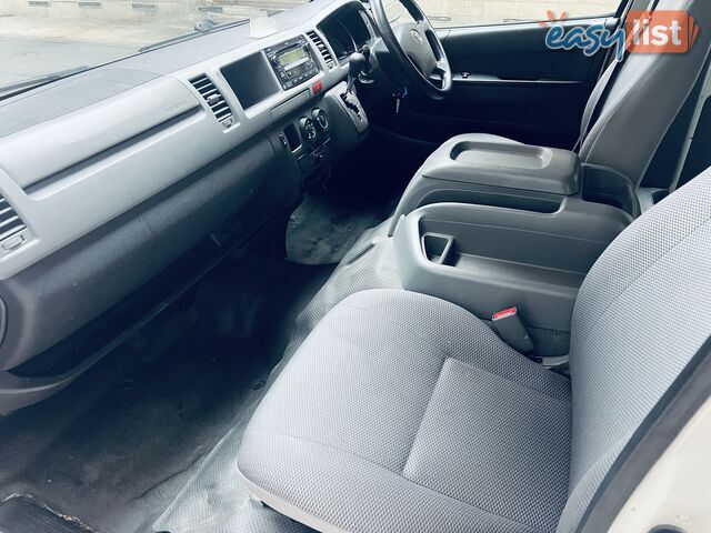 2010 TOYOTA HIACE COMMUTER 4 SP AUTOMATIC BUS