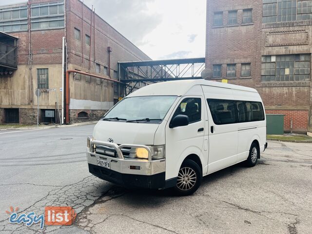 2010 TOYOTA HIACE COMMUTER 4 SP AUTOMATIC BUS 2010 TOYOTA HIACE COMMUTER 4 SP AUTOMATIC BUS