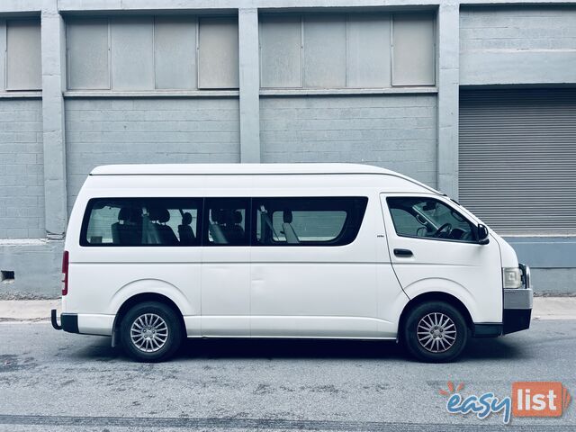 2010 TOYOTA HIACE COMMUTER 4 SP AUTOMATIC BUS